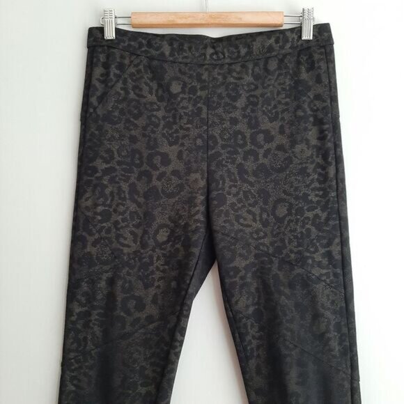 FREE PEOPLE Leopard Pull-On Crop Leggings Sz M Flawed - Picture 3 of 14